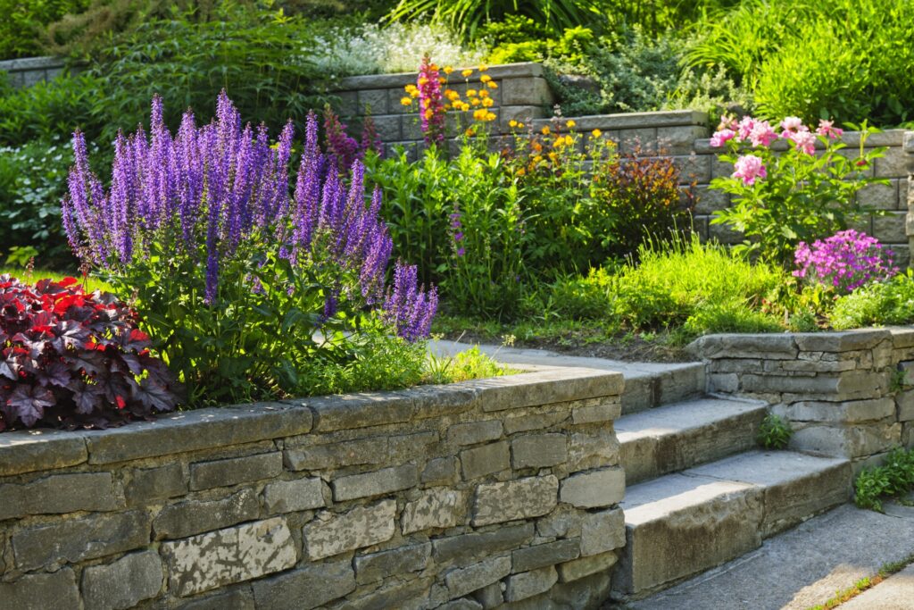 retaining wall installers near me